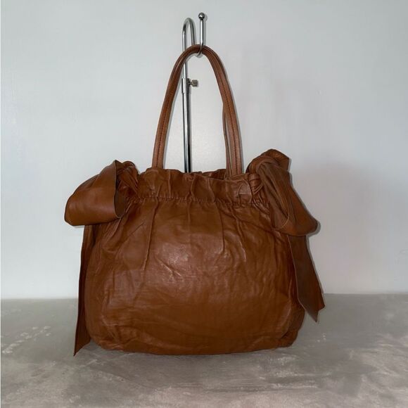 AUTHENTIC PRADA LAMBSKIN HOBO BAG CAMEL MEDIUM - Picture 2 of 15